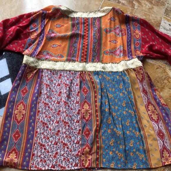 Diane Gilman DG2 boho silk VNeck/gold beaded trim - Picture 6 of 8